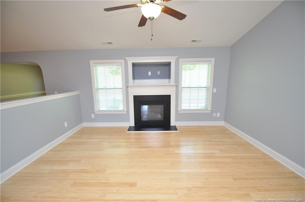 property viewer photo 6
