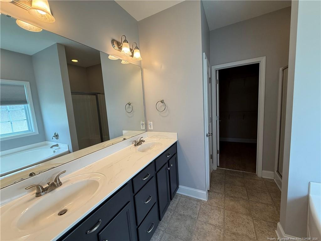 property viewer photo 23
