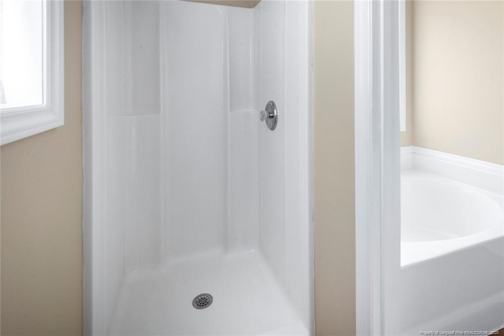 property viewer photo 30