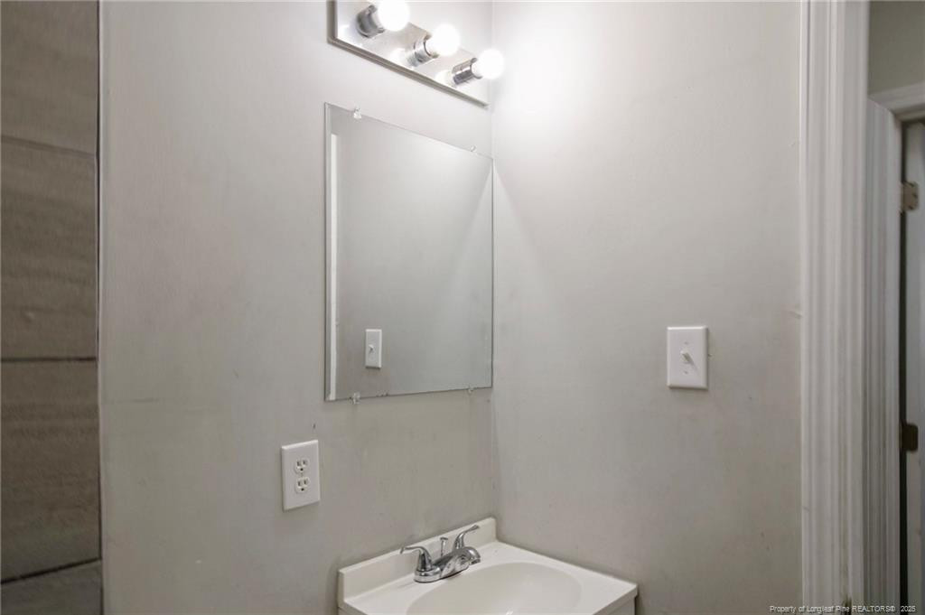 property viewer photo 31