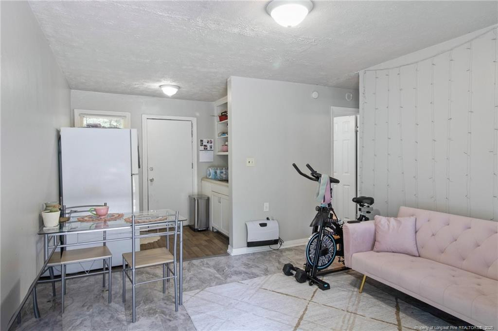 property viewer photo 7