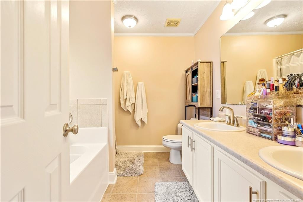 property viewer photo 15