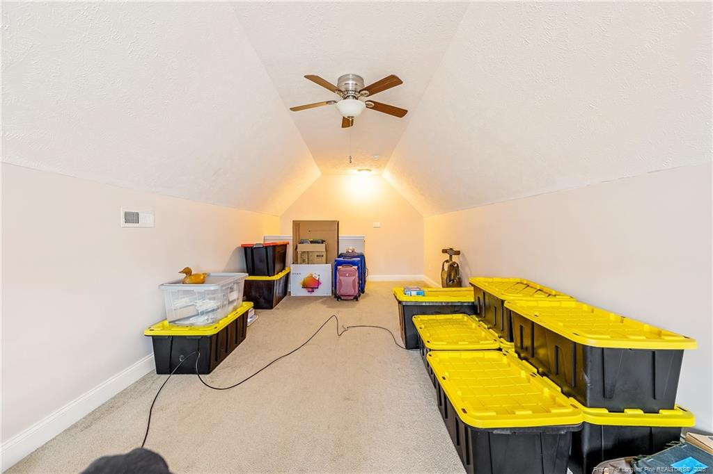 property viewer photo 20