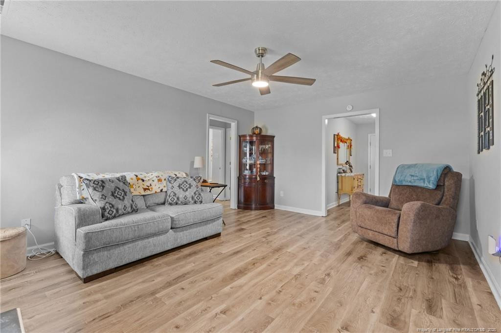 property viewer photo 23