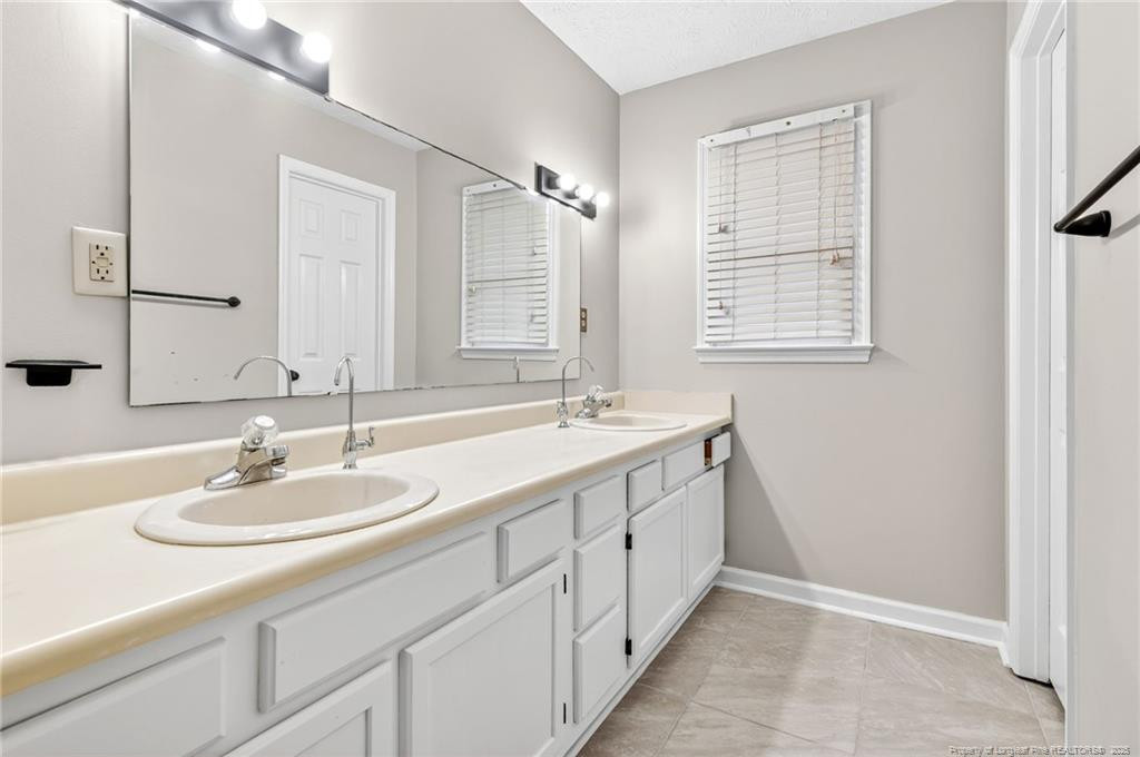 property viewer photo 22
