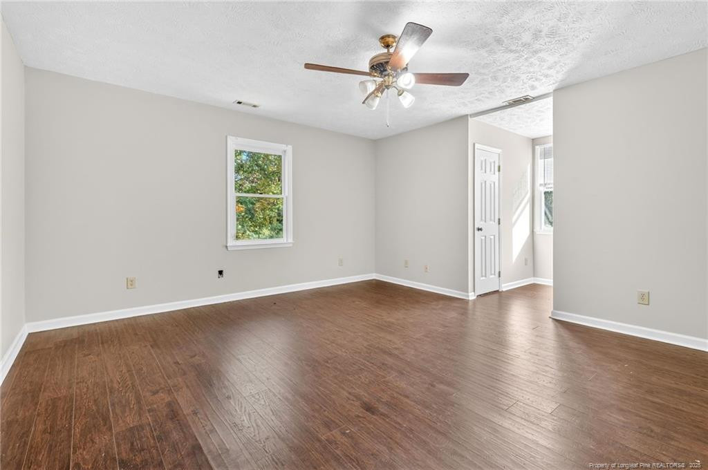 property viewer photo 25