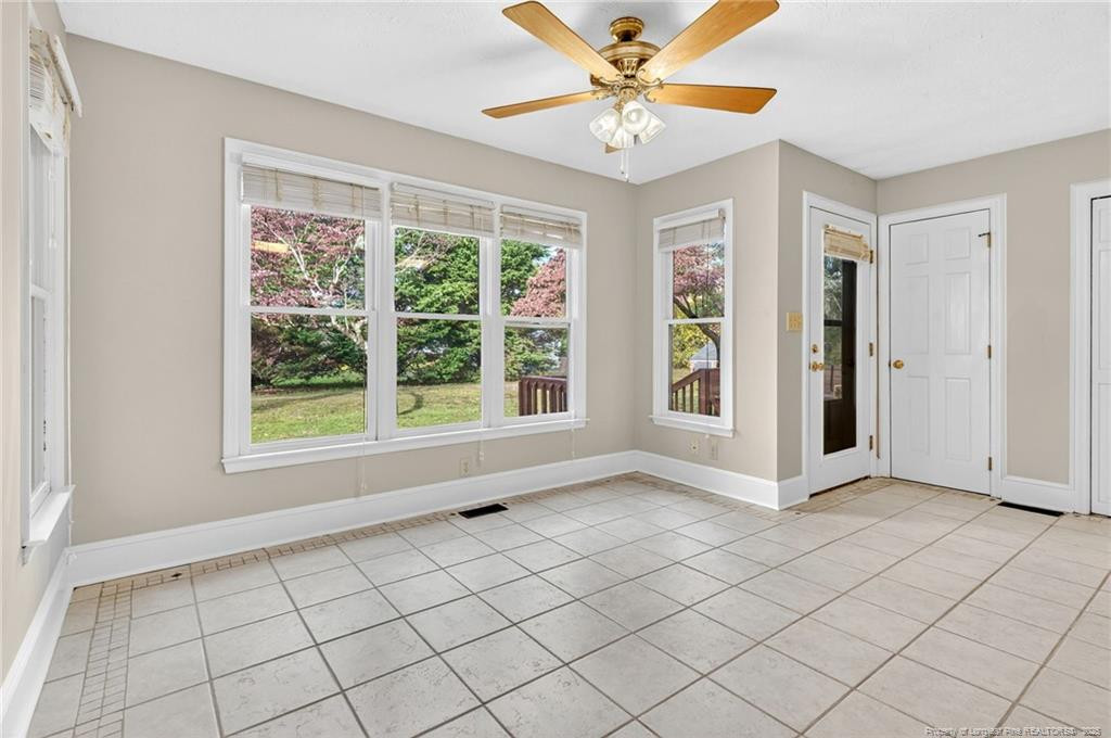 property viewer photo 4