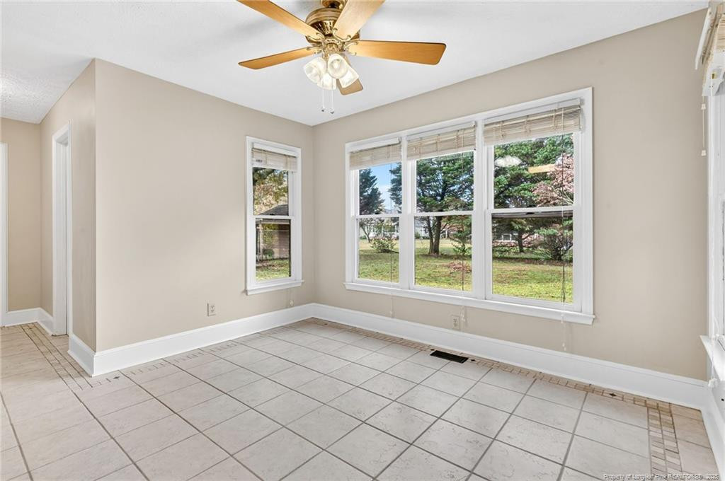 property viewer photo 5