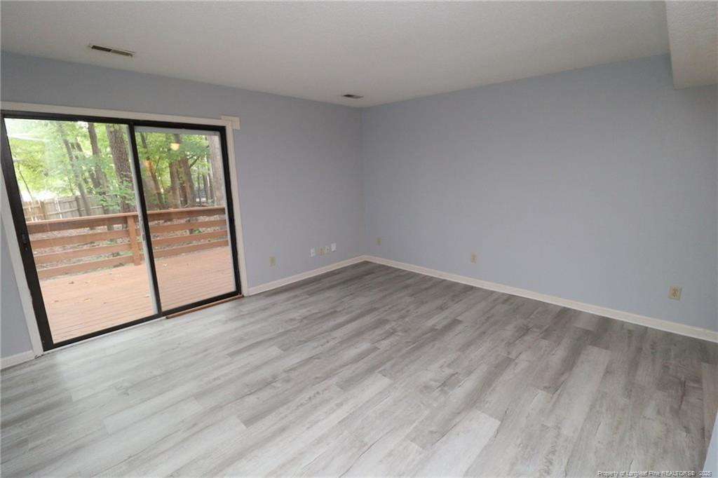 property viewer photo 10