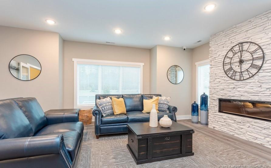 property viewer photo 26