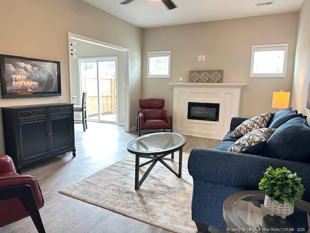 property viewer photo 3