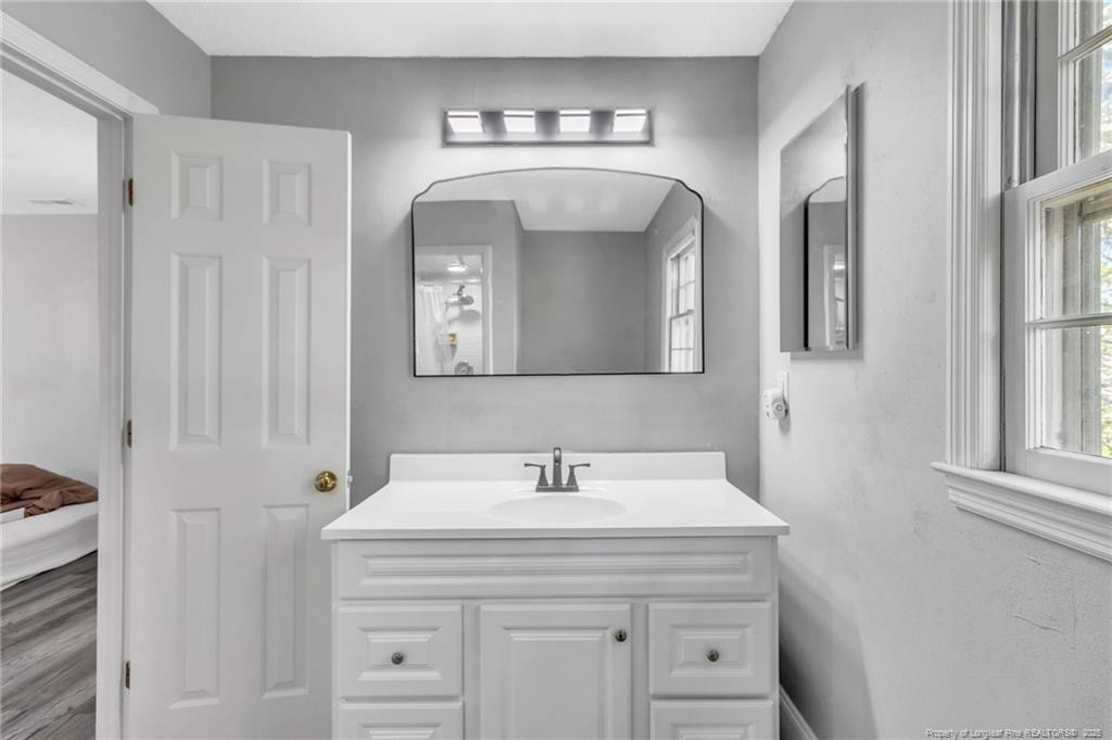 property viewer photo 26