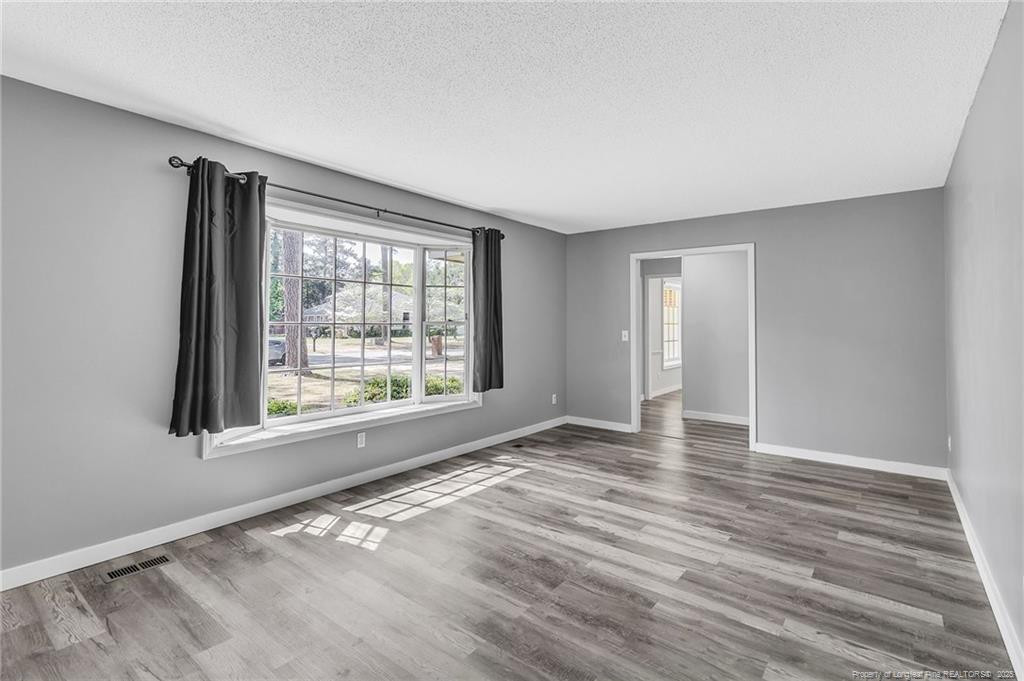property viewer photo 7