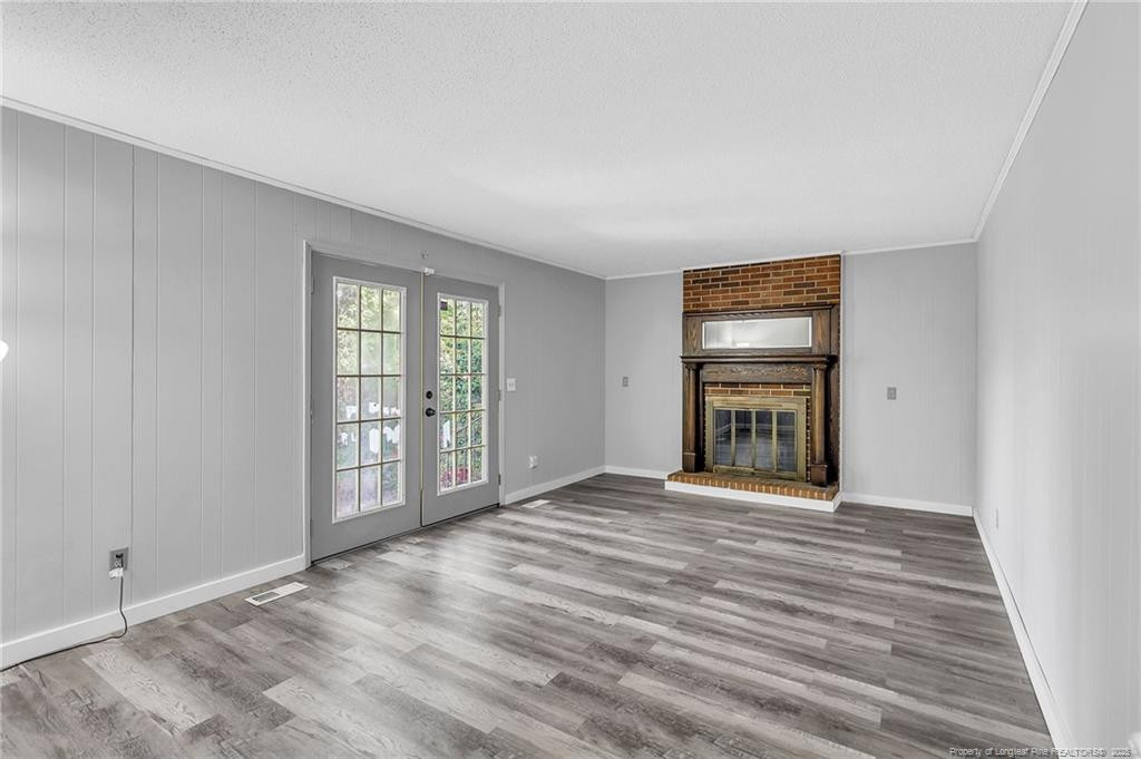 property viewer photo 9