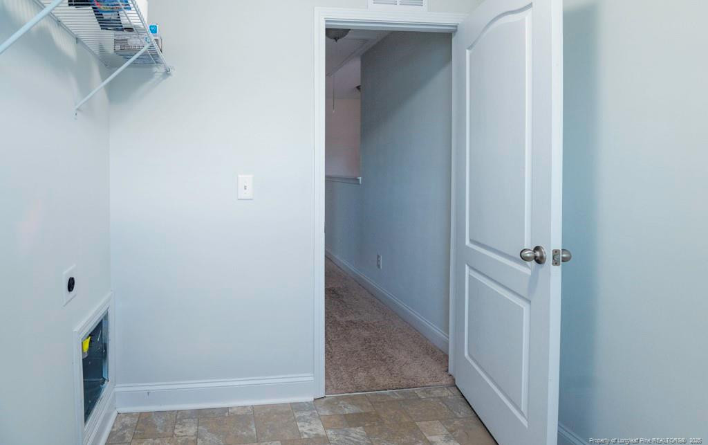 property viewer photo 36