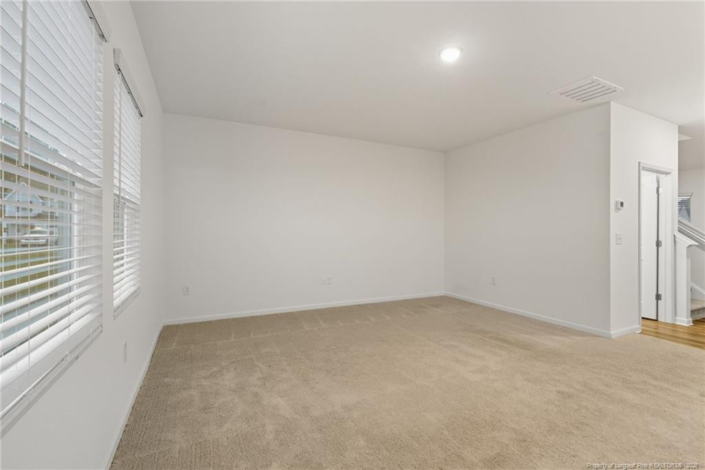 property viewer photo 15