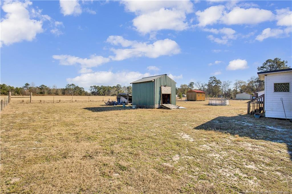 main property photo 28