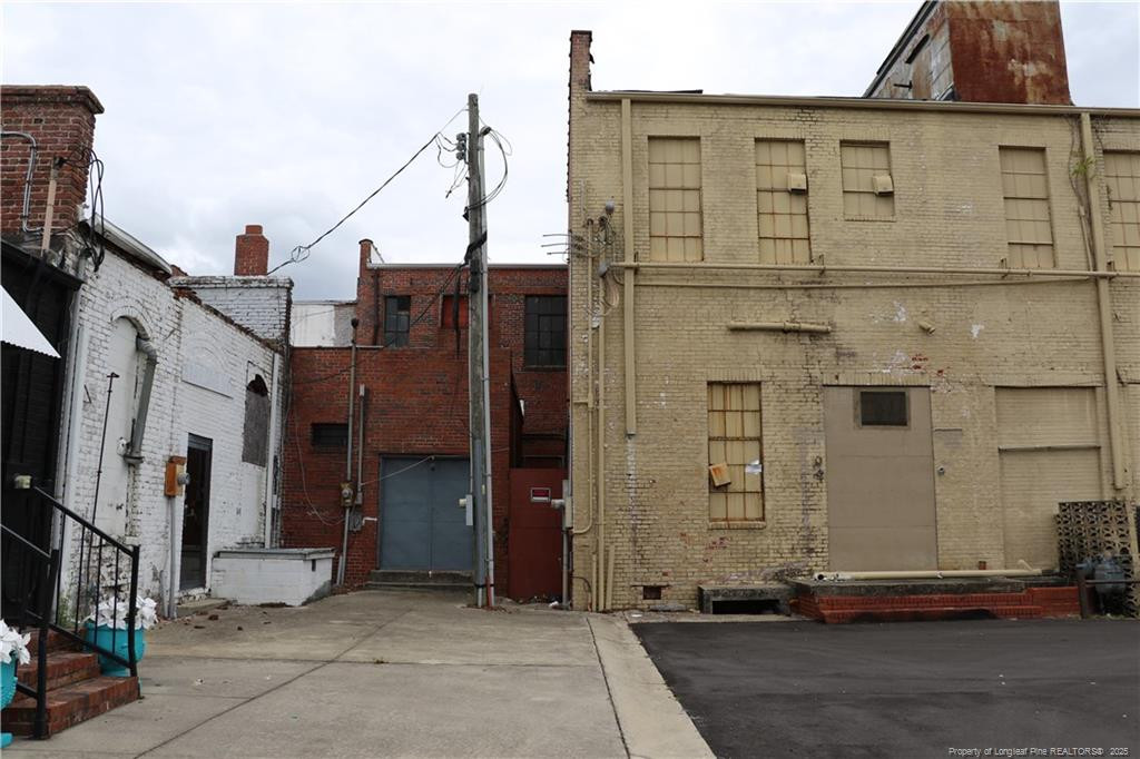 main property photo 16
