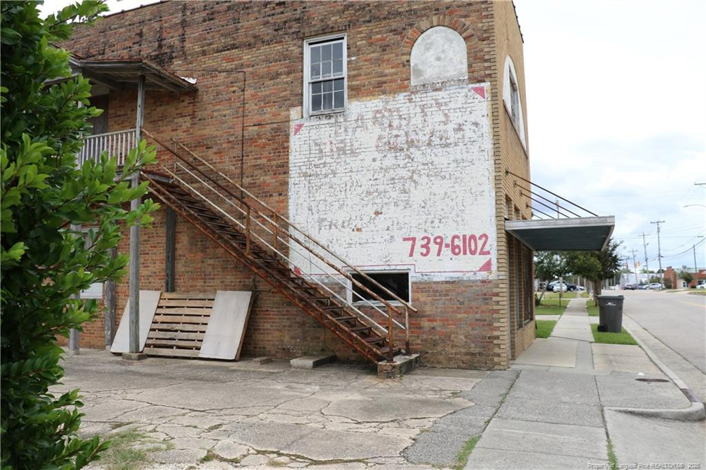 main property photo 13