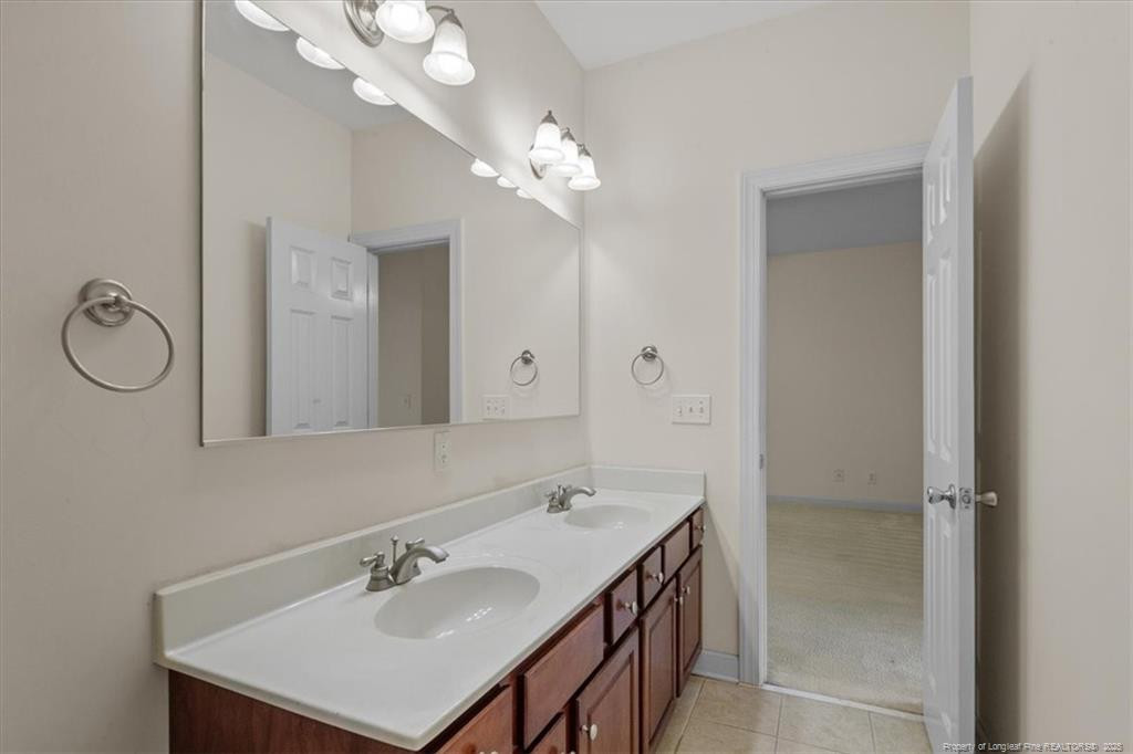 property viewer photo 39