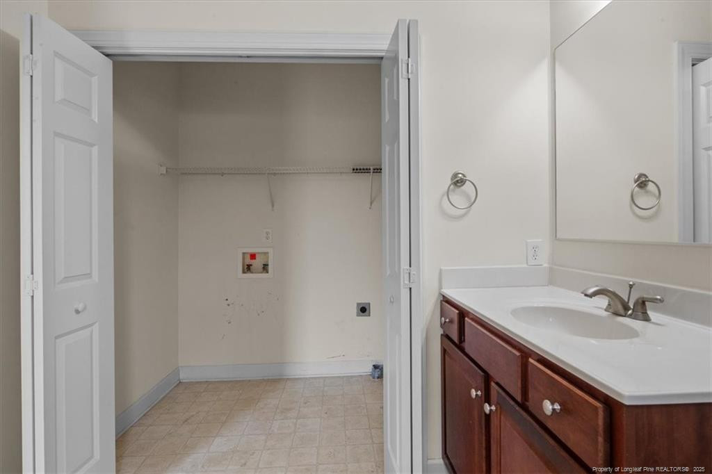 property viewer photo 9