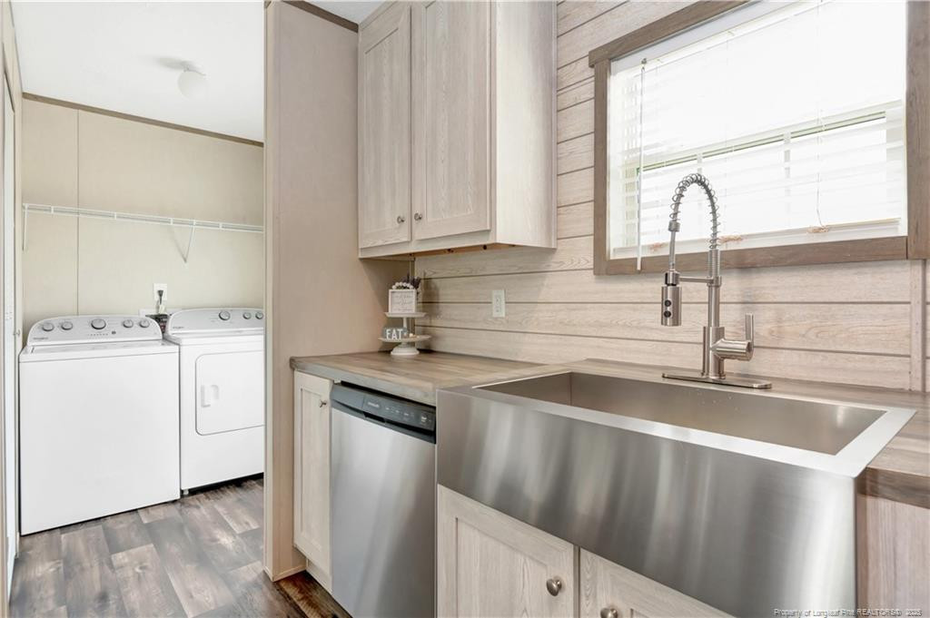 property viewer photo 10