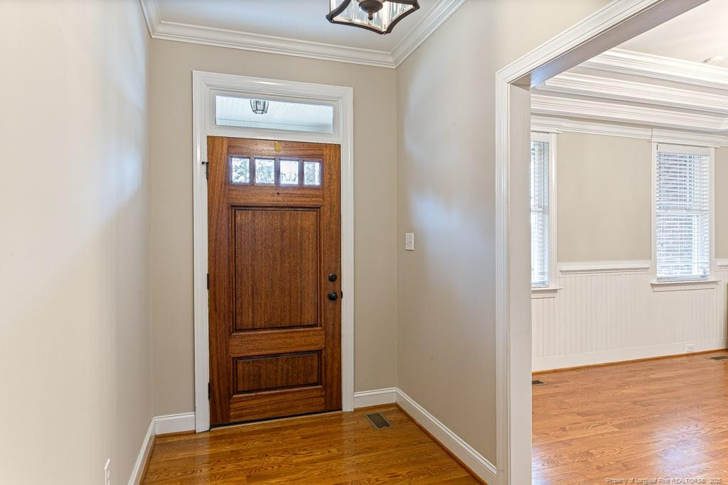 property viewer photo 3