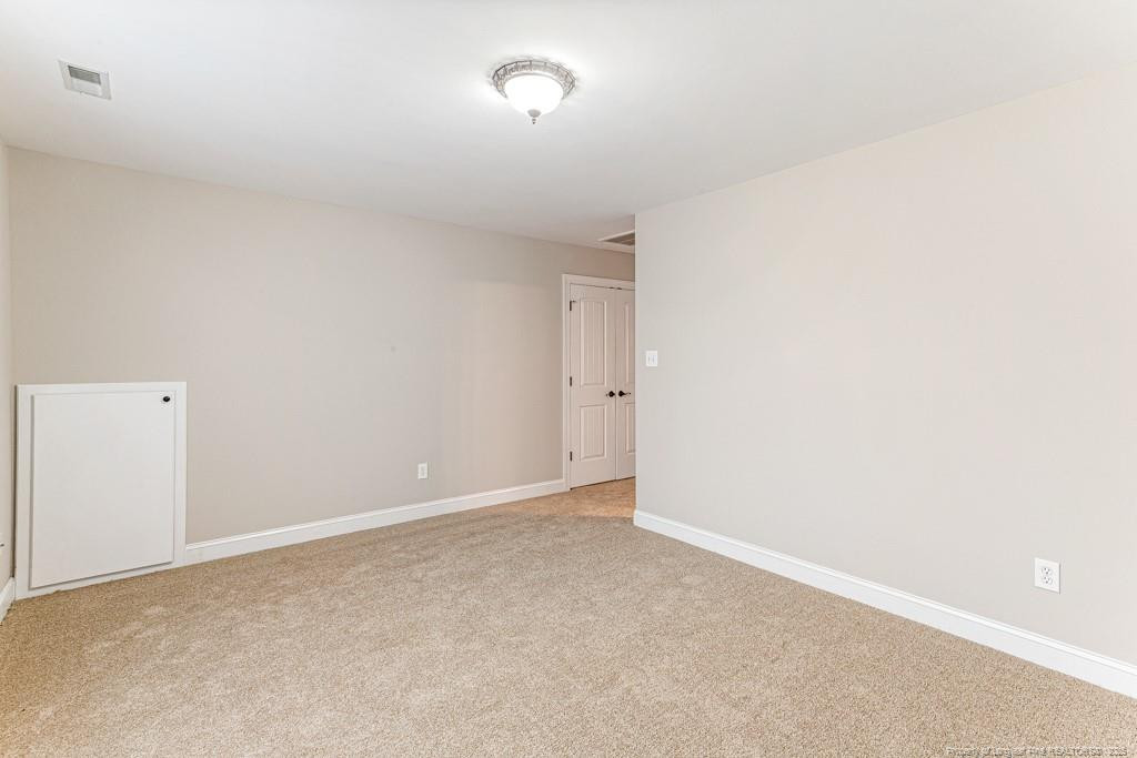 property viewer photo 35