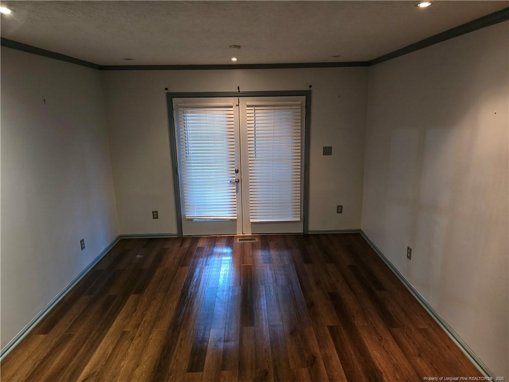 property viewer photo 4