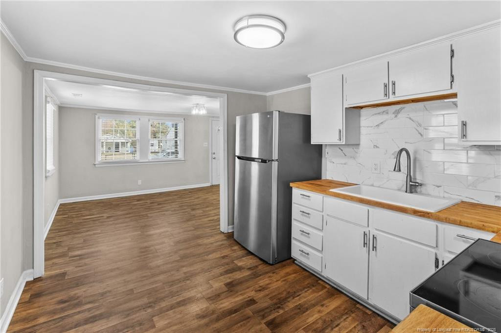 property viewer photo 9