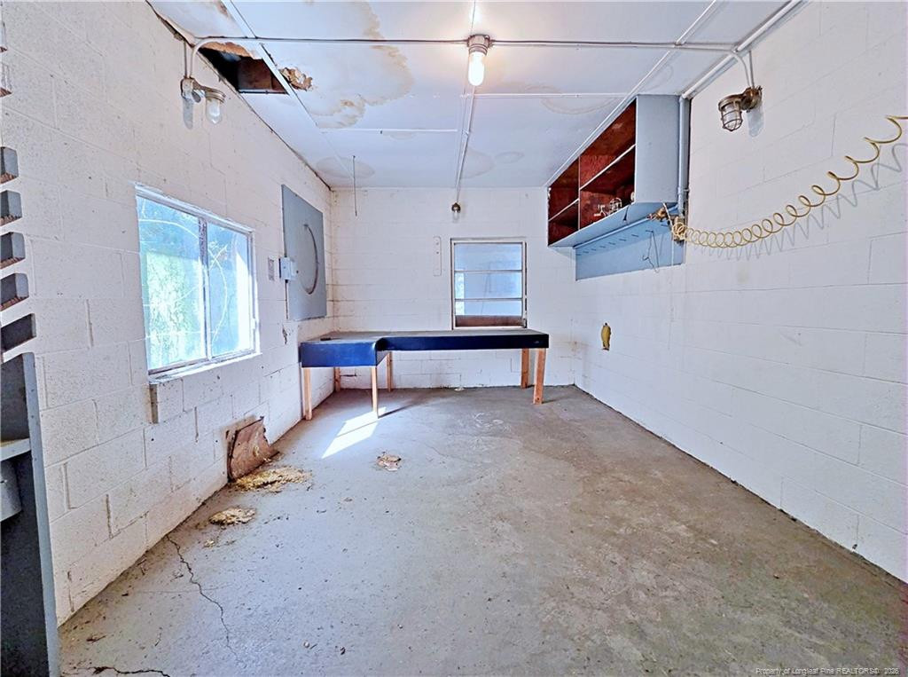 main property photo 44