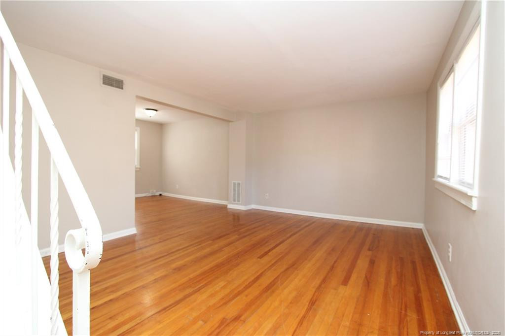 property viewer photo 1