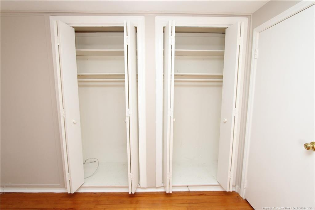 property viewer photo 23