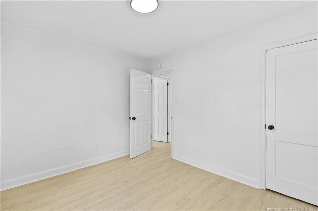 property viewer photo 15