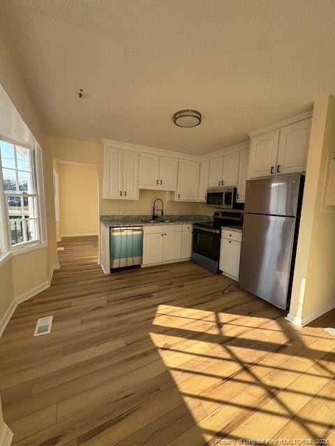 property viewer photo 5
