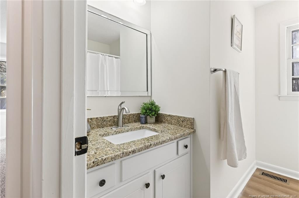 property viewer photo 23