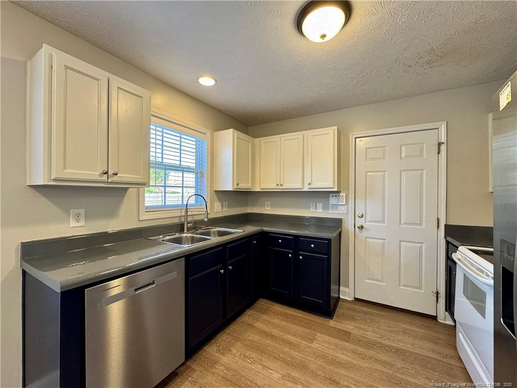 property viewer photo 16