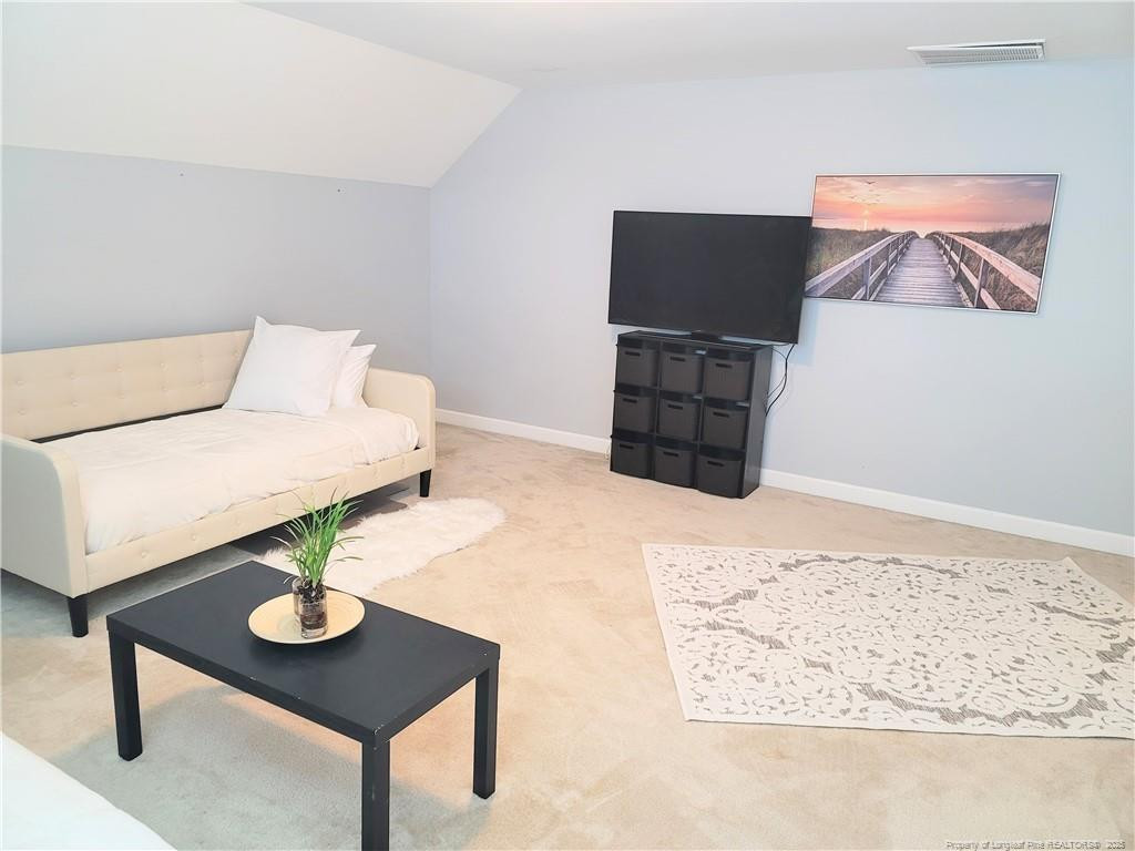 property viewer photo 18