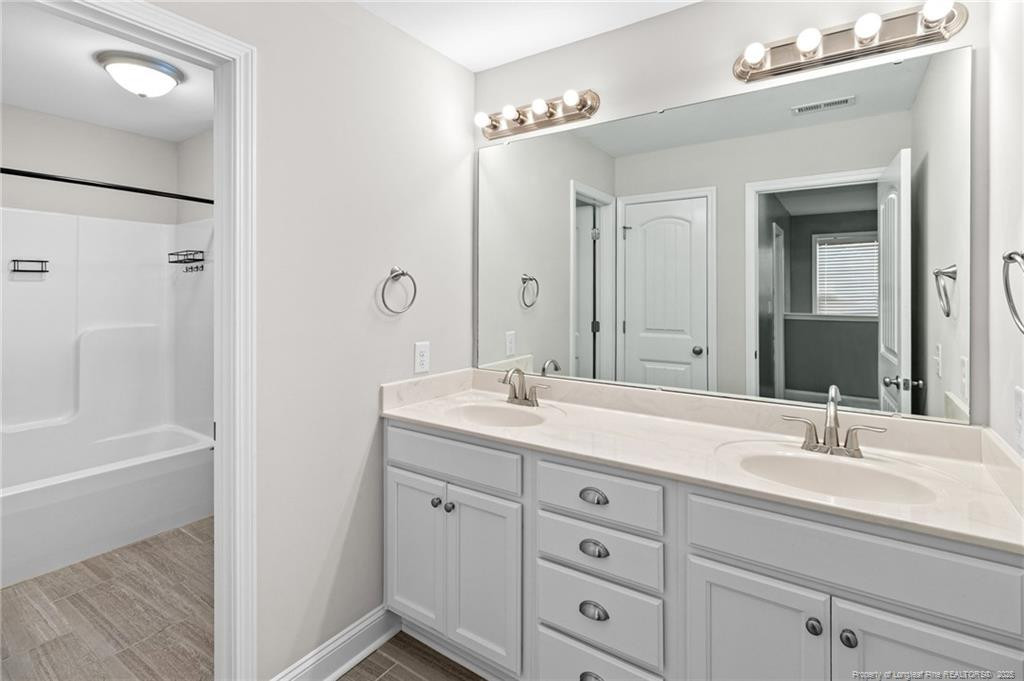 property viewer photo 29