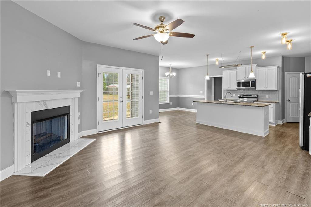 property viewer photo 5