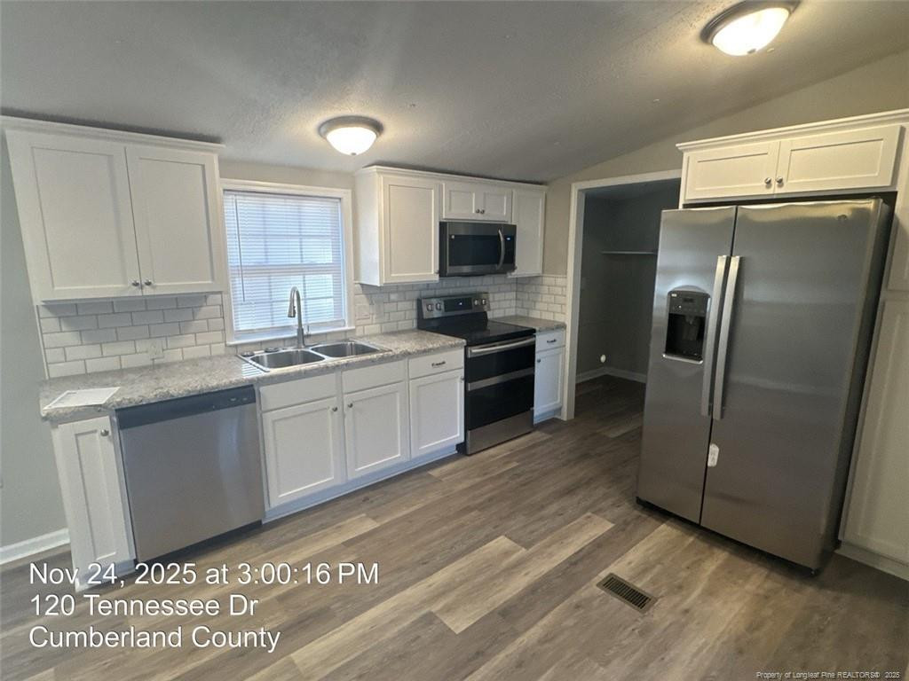 property viewer photo 5
