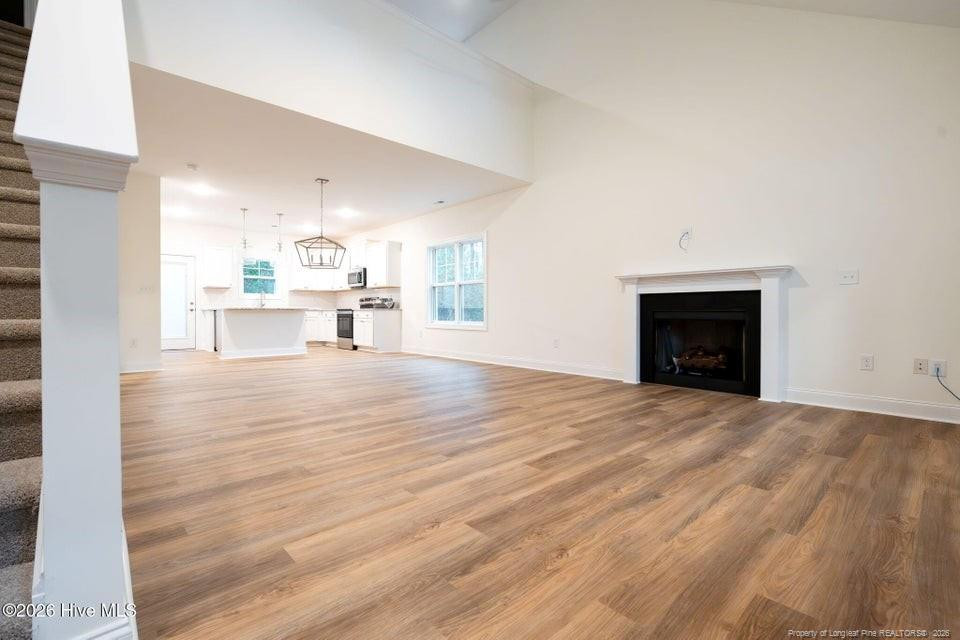 property viewer photo 2