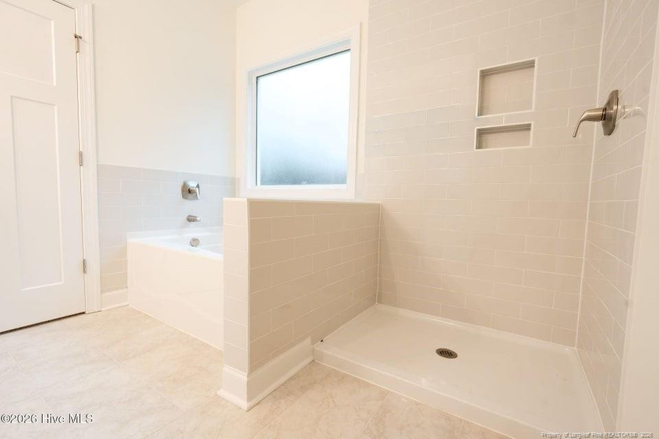 property viewer photo 24