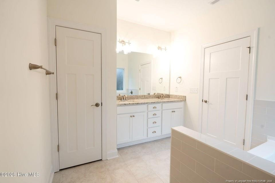 property viewer photo 25
