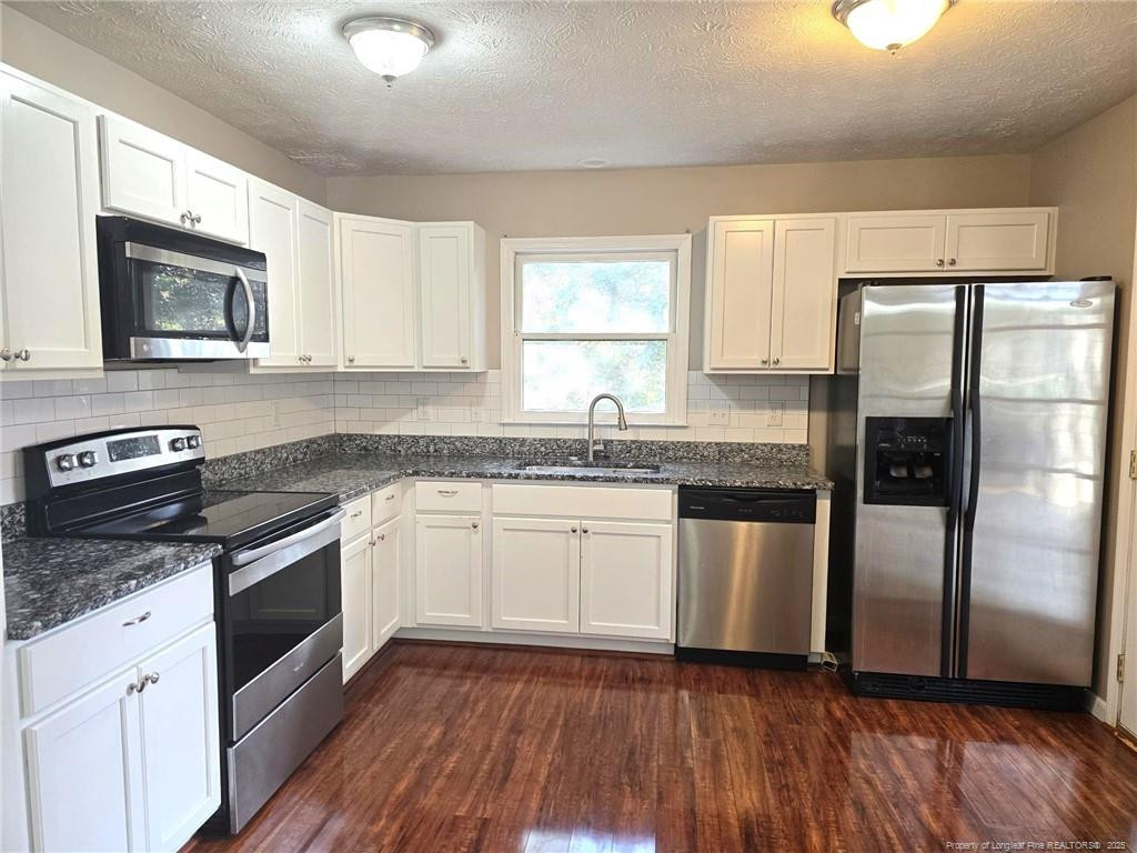 property viewer photo 7