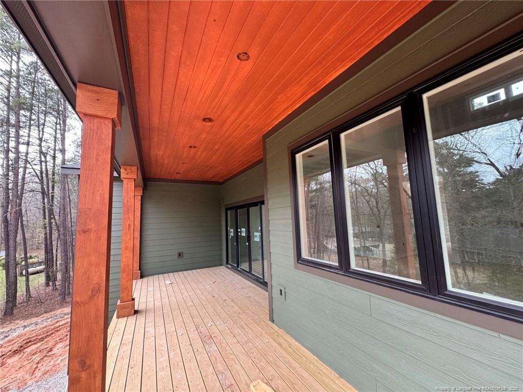 property viewer photo 7
