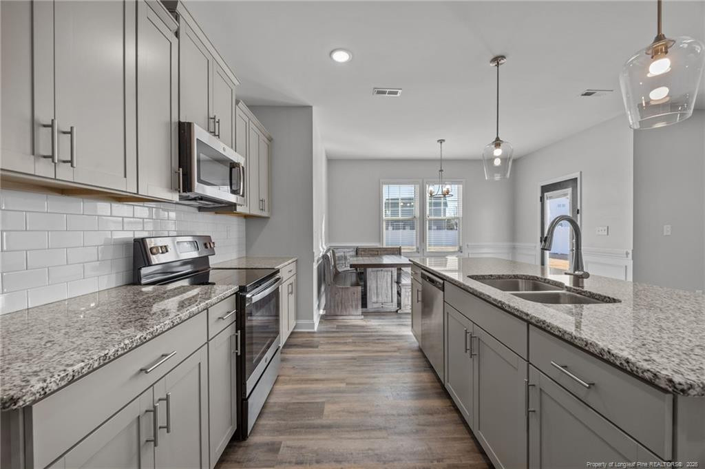 property viewer photo 11