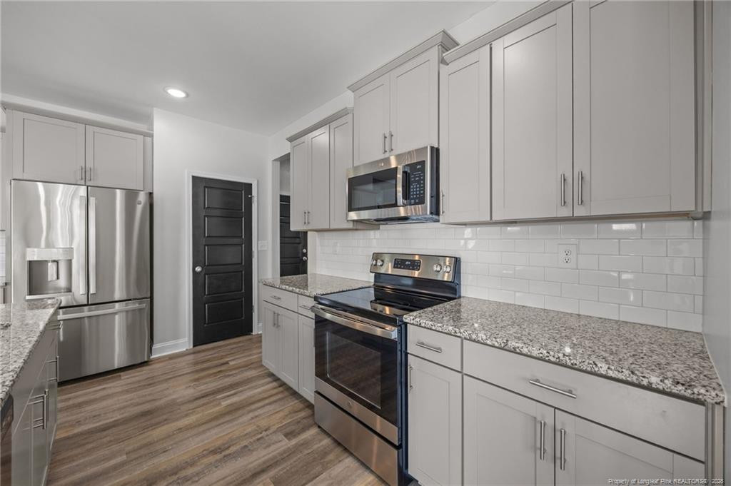 property viewer photo 15