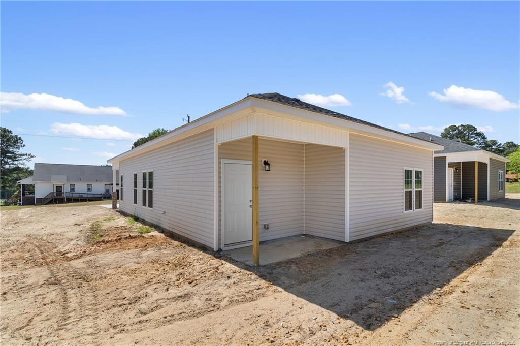 main property photo 20