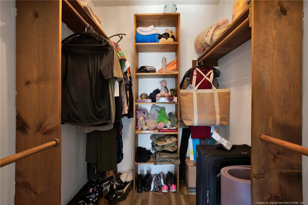 property viewer photo 23